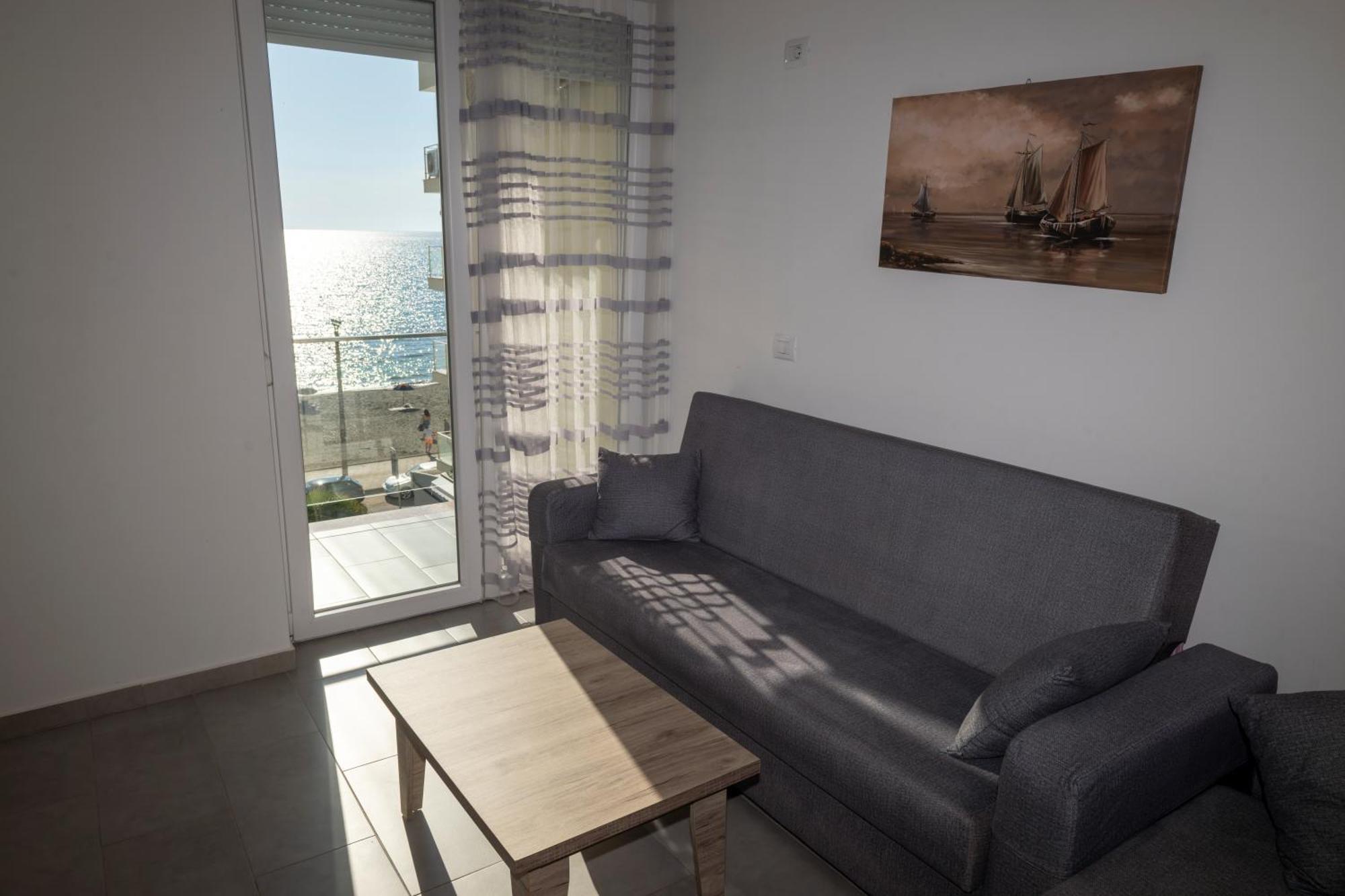 Roxhensi Apartment Shengjin Exterior photo